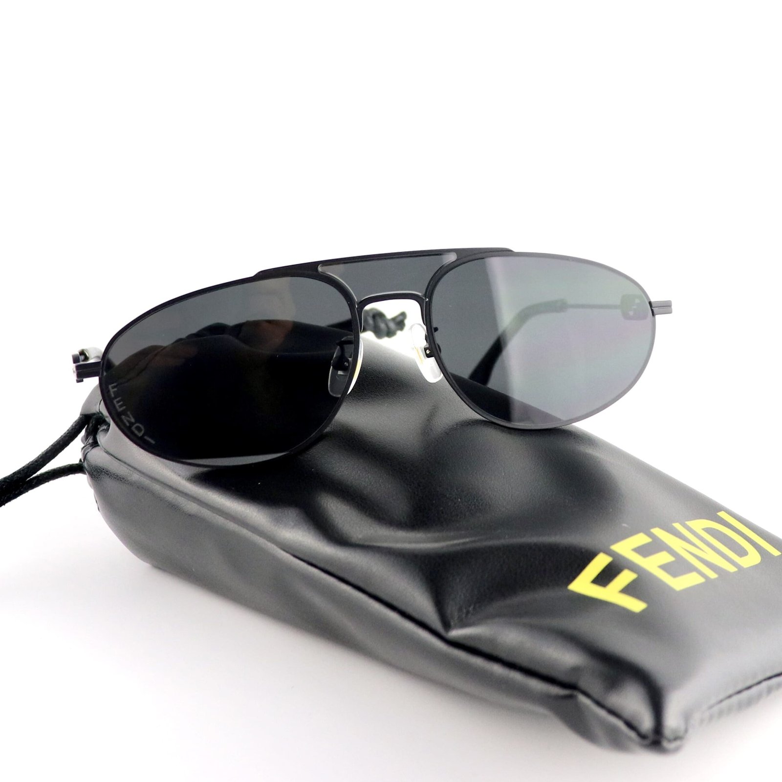 FENDI FE40072U