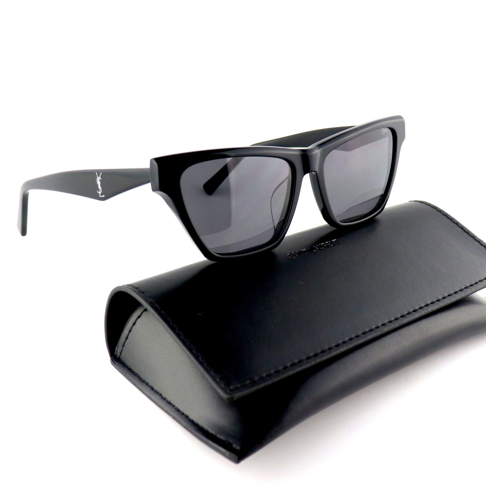 Saint Laurent SLM103