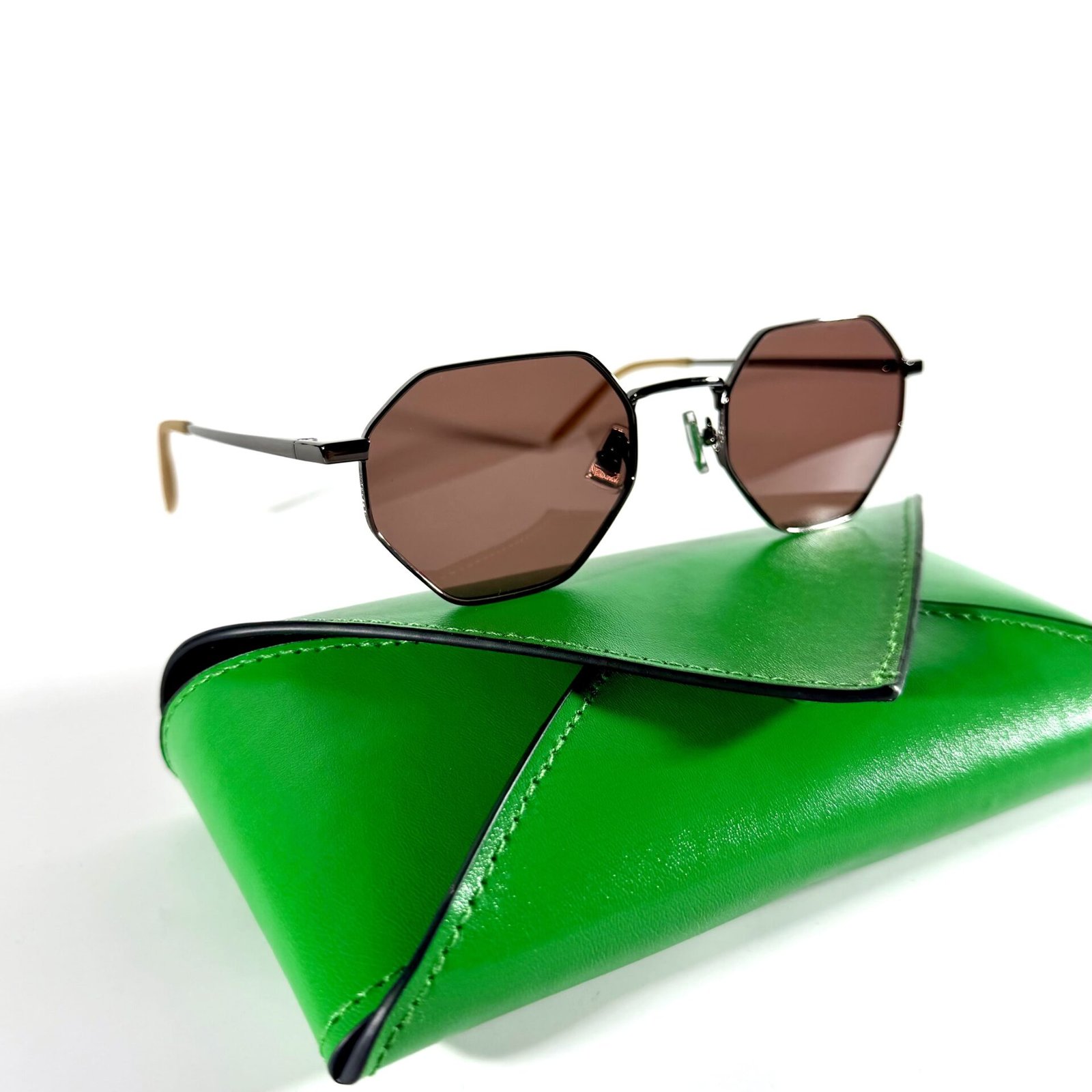 BOTTEGA VENETA BV1471S